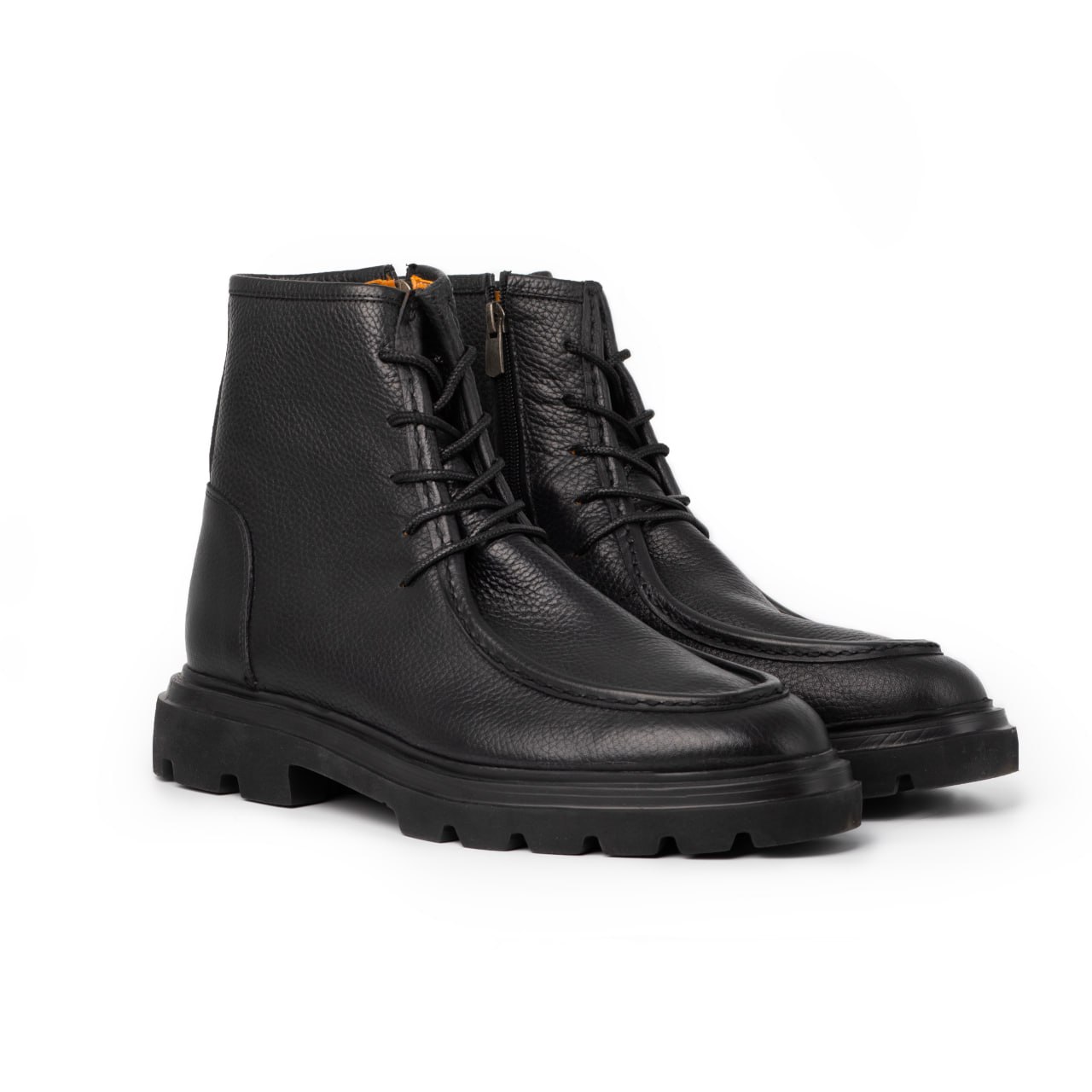 photo_2026-02-07_14-33-58 بوت چرمی مردانه مدل کلارکس - CLARKS - تصویر 1